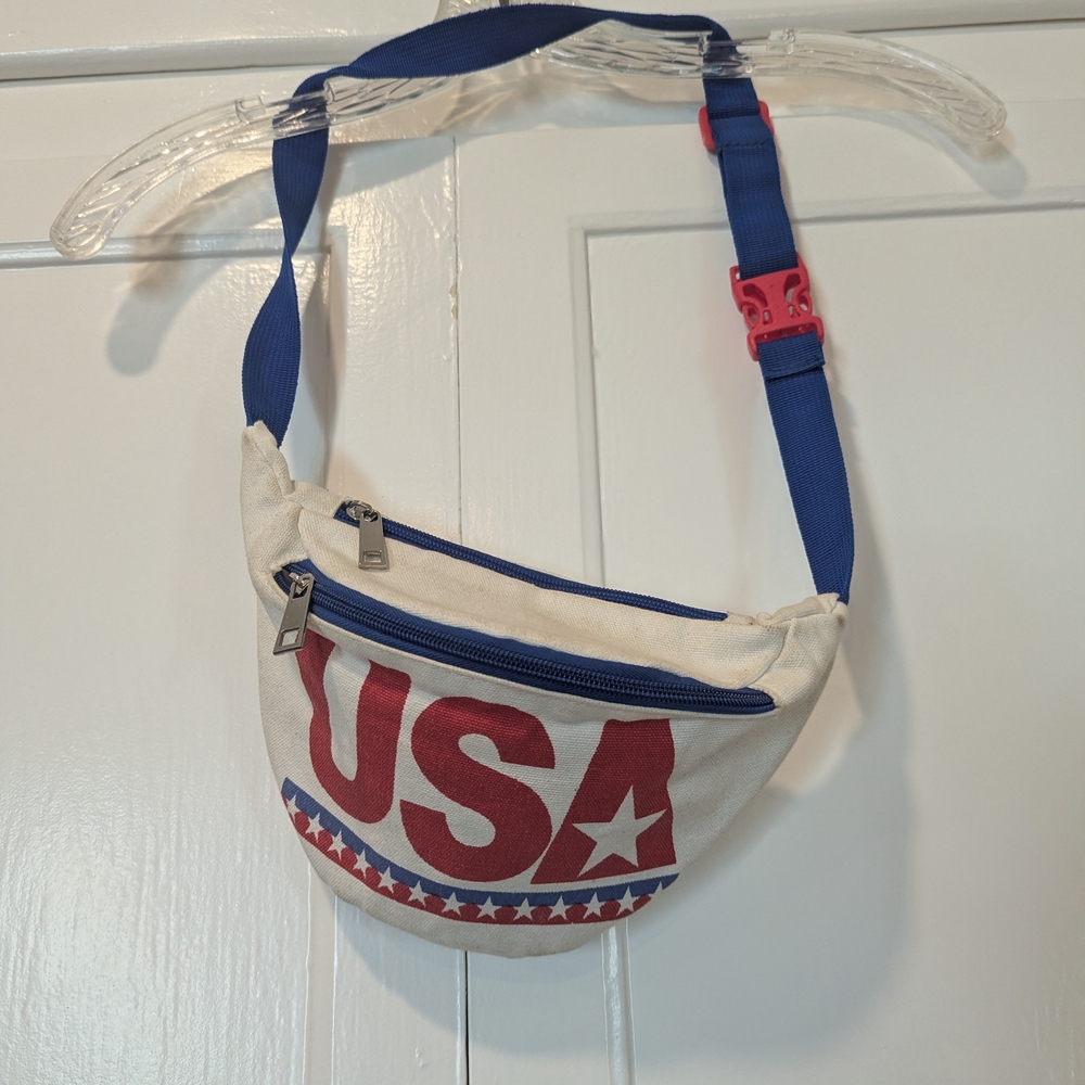 USA Canvas Fanny Pack